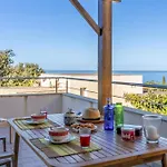 Casa Mediterranio